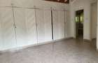 4 Bed Townhouse with En Suite in Gigiri - 9