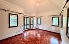 5 Bed Townhouse with En Suite at Off Red Hill Rd - 19