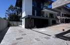 5 Bed Townhouse with En Suite in Lavington - 11