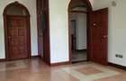 5 Bed Townhouse with En Suite at Rosslyn Lone Tree - 6