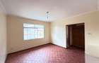 4 Bed Townhouse with En Suite at Lavington - 9