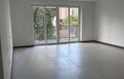 3 Bed Apartment with En Suite at Parklands - 10