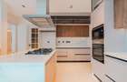 5 Bed Townhouse with En Suite in Runda - 8