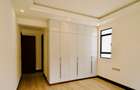 6 Bed Villa with En Suite at 2026-180 6 Bed - 26