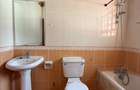 5 Bed House with En Suite in Runda - 9