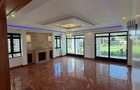 5 Bed House with En Suite in Runda - 12