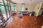 4 Bed Townhouse with En Suite in Rosslyn - 16