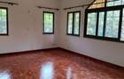 5 Bed House with En Suite at Westlands - 10