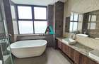 4 Bed Apartment with En Suite in Riverside - 13