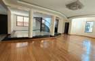 5 Bed House with En Suite in Westlands Area - 7