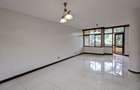 Serviced 4 Bed Apartment with En Suite in Riverside - 8