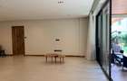4 Bed Apartment with En Suite in Spring Valley - 7