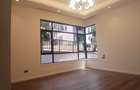 5 Bed Villa with En Suite in Lavington - 14