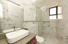 2 Bed Apartment with En Suite at Marcus Garvey Road - 14