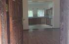 6 Bed House with En Suite in Spring Valley - 5