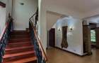 5 Bed Townhouse with En Suite in Runda - 9