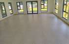 5 Bed House with En Suite in Runda - 2