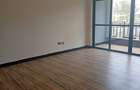 5 Bed House with En Suite in Garden Estate - 14