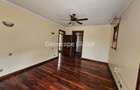 4 Bed Townhouse with En Suite in Kyuna - 10