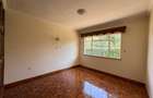 5 Bed House with En Suite in Runda - 18