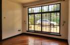 5 Bed Townhouse with En Suite in Runda - 2