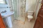 4 Bed House with En Suite in Rosslyn - 9