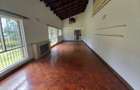 4 Bed House with En Suite in Spring Valley - 2