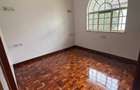 4 Bed Townhouse with En Suite in Loresho - 10