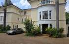 4 Bed Townhouse with En Suite in Spring Valley - 4