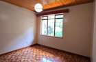 4 Bed Apartment with En Suite at Riverside Drive - 10