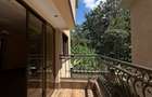 5 Bed Townhouse with En Suite in Lavington - 6