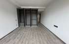 3 Bed Apartment with En Suite at Riverside - 11