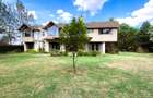 5 Bed House with En Suite in Runda - 1