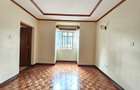 5 Bed House with En Suite in Lavington - 18