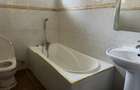 5 Bed House with En Suite in Runda - 12