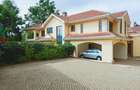 4 Bed Townhouse with En Suite at Off Convent Drive - 5