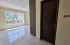 4 Bed Apartment with En Suite at 4Th Parklands - 9