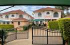 4 Bed Townhouse with En Suite in Kiambu Road - 18