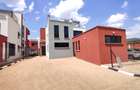 4 Bed Villa with En Suite at Membley - 1