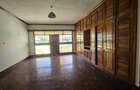 5 Bed House with En Suite in Gigiri - 11