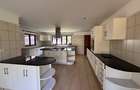 5 Bed Villa with En Suite in Gigiri - 11