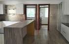 5 Bed Townhouse with En Suite in Rosslyn - 8
