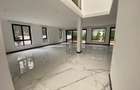 5 Bed Villa with En Suite in Westlands Area - 1