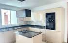 Serviced 4 Bed Apartment with En Suite in Riverside - 1