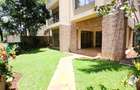 5 Bed Townhouse with En Suite at Lavington - 1