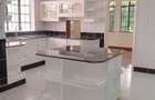 6 Bed Villa with En Suite in Runda - 5