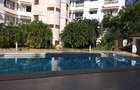 4 Bed Apartment with En Suite at Links Road - 12