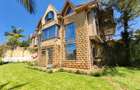 5 Bed Townhouse with En Suite at Lavington Green - 12