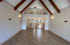 7 Bed Townhouse with En Suite at Covent Dr - 2