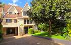5 Bed Townhouse with En Suite at Lavington Green - 1